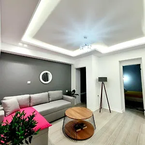 Anis , Sarandë Albania
